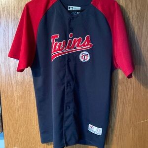 Boys True Fan Twins baseball Jersey. Size XL.
